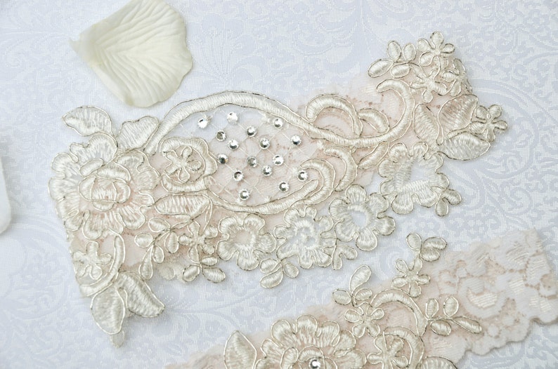 Wedding Garter Set Keepsake Garter Bridal Garter Set Toss Garter Bridal Garter Set Garter Lace Garter Wedding Garter