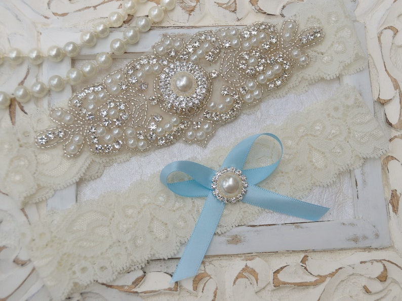 Pearl Bridal Belt HK89NU8 Garter Lace Garter Bridal Garter Set Wedding Garter Set w Light Blue Bow Wedding Garter Blue Wedding Garter