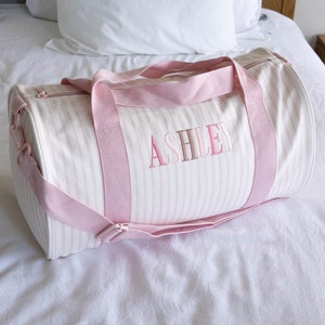 Children Personalised Bag /Duffle Bag/Monogrammed Weekender Bags/Baby Bag/Hospital Bag/Personalized Children Gift/ Overnight BEBE Bag /SMALL image 5