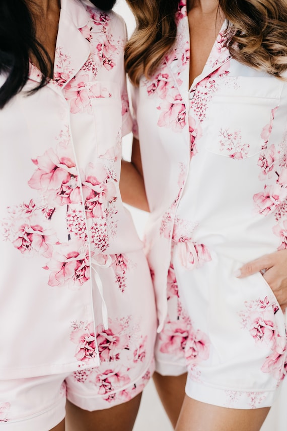 Bridesmaid Pajamas Bridesmaid Pjs Bridesmaid Gift Pyjamas Bridal PJS Bridal Satin Shorts Bridesmaid Robes Pajamas Mileva Etsy Canada