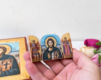 Miniaturowy chrześcijański tryptyk Chrystus Pantokrator Synaj z Archaniołami Michałem - Gabrielem