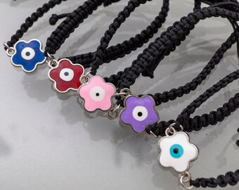 Evil eye in star shape macrame bracelet  (1pcs) fully adjustable bracelet  so one size really does fit all in many colors