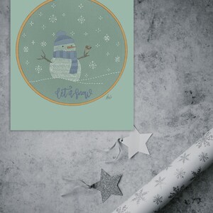 Christmas wishes in instant download with an embroidery ring with a snowman with his friend the robin. Let it snow in blue. image 8