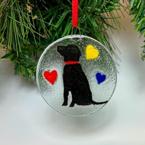 Svart labradorprydnad: Solfångare i smält glas för labrador retriever bild 2