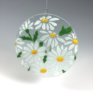 Daisy Suncatcher, Fused Glass,Daisies, White Flowers, Flower Window Hanging