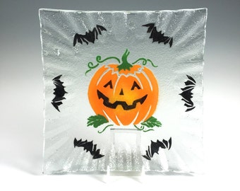 Halloween, Pumpkin Serving Dish, Fused Glass Plate, Bats, Jack-O-Lantern, Halloween Decor