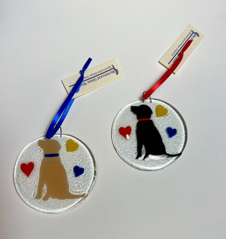 Svart labradorprydnad: Solfångare i smält glas för labrador retriever bild 4