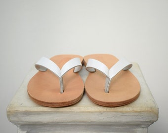 Flip Flops and Thongs Sandals for Women with Genuine Leather