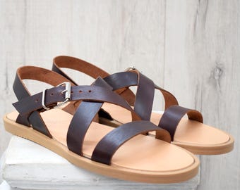 Men's Handmade Leather Sandals – Cross Strap Buckle, Comfort Sole