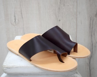 Greek Leather Sandals for Men – Comfortable and Stylish Summer Footwear with Toe Ring – Authentic & Custom-Made