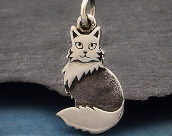 Sterling Silver Cat Charm. Fluffy Cat Charm.  925 Sterling Silver Cat Pendant. Fluffy Kitten Necklace. Persian Cat. Maine Coon Ragdoll.