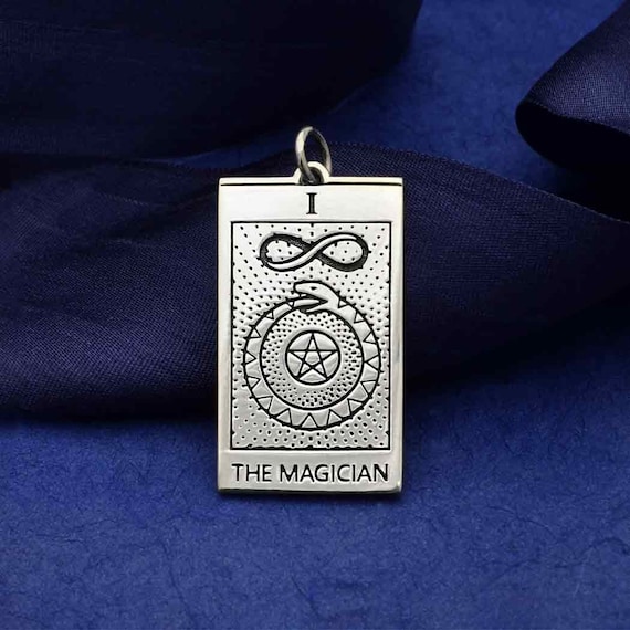 Tarot on sale magic pendant