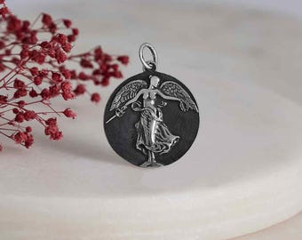Victory Angel Charm 925 Solid Sterling Silver Round Pendant 18mm