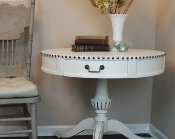Pancium Vintage Weiman Pedestal Table