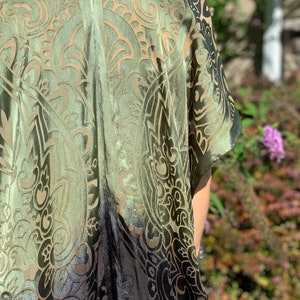 Burnout kimono, Green/black kimono jacket, green evening jacket, Burnout jacket, ombre top, kimono wrap, sheer dressy top image 3