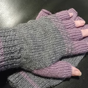 100% wool men's fingerless gloves image 8