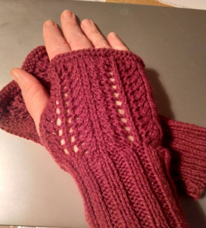 Wrist Warmers Berry