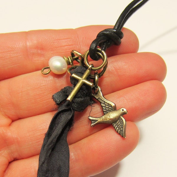 Collier Jack Sparrow, Collier Swallow, Perle Noire, Croix, Ceinture en Soie, Johnny Depp, Mode Pirate, Style Rock n Roll, Cadeau en Cuir pour lui