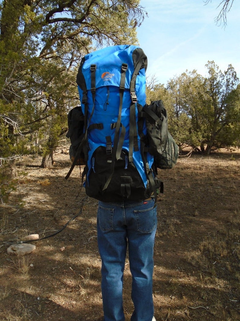 lowe alpine contour iv