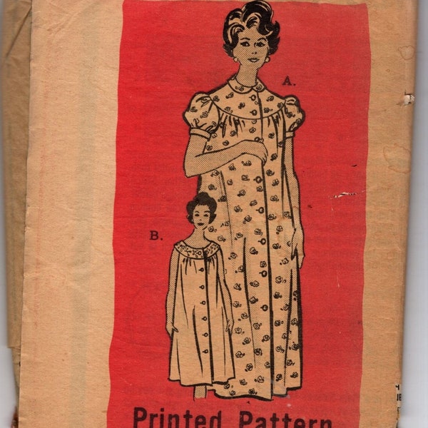 Vintage 1950's Housecoat Housedress Sewing Pattern Mail Order 9136  sz 14 1/2 - Uncut