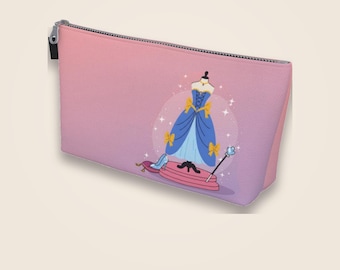 プリンセスドレス風メイクアップバッグ – デニム裏地付き、遊び心のあるフラットイラストのキャンバス製コスメポーチ