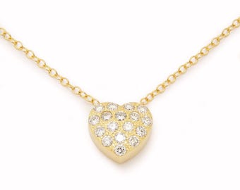 Collar de corazón con pavé de diamantes
