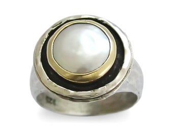 Chunky Two tone ring with Pearl