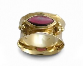 Hammered gold wide band with Garnet