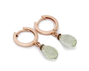 Pendientes de aro de oro rosa con gotas de amatista verde