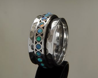 Hammered silver Opal spinner band