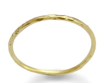 14k Gold Skinny Ring