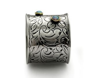 Floral Engraved Wide Ring with Opals