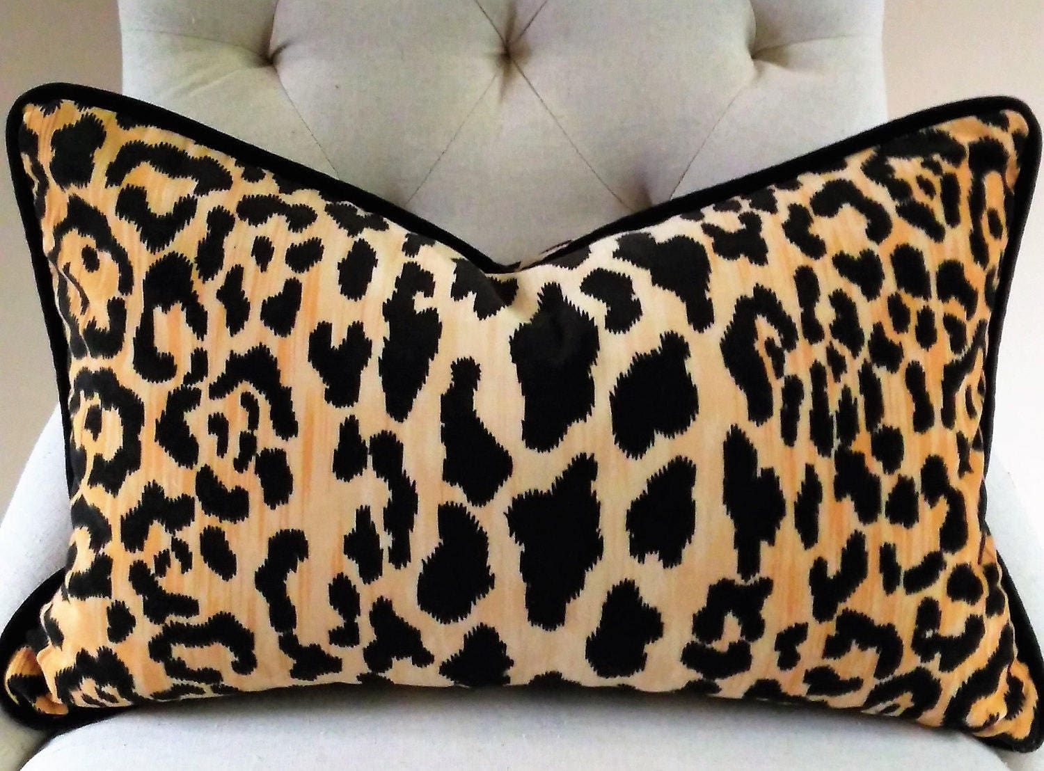 leopard lumbar pillow