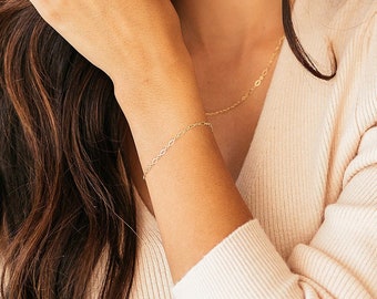 Sweet Chain Bracelet • Gold or Silver - Unique Oval Chain - Stacking Bracelet - Layering Simple Dainty - 14k Gold Filled - Sterling Silver