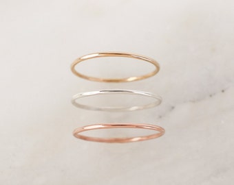 Smooth Skinny Ring - Gold, Rose Gold, or Silver - Basics Bands - Classic Rings - Minimalist Modern Dainty Jewelry - Stacking Rings