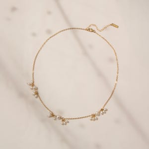 Pearl Blossom Necklace • Gold, Silver or Rose Gold - Bridal Jewelry Freshwater Pearls - Bridesmaid Gift for Her Sister Mom - Winter Wedding