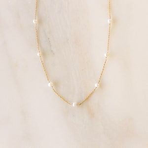 Marie Pearl Chain • Modern Pearl Strand - Bridal Jewelry - Bridesmaids Gift - Gift for Her - Gift for Mom - Pearl Jewelry - Classic Timeless