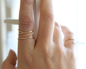 Parallel Coil Ring - 14k Gold Fill or Sterling Silver - Stacking Ring - Twisted Ring - Hammered Ring - Smooth Ring - Simple Gold Ring Thin