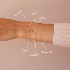 Whisper Bracelet Gold, Rose Gold or Silver Simple Basic Chain Bracelet Thin Dainty Modern Layering Cable Chain 14k or Gold Filled afbeelding 3