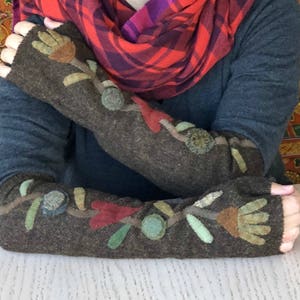 E-Pattern  ~ Wool Applique ~  The Wooly Arm Warmers  ~ PDF Instant Download