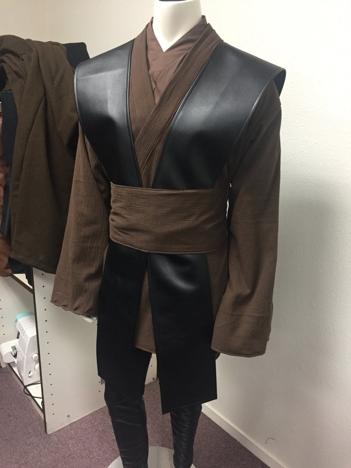 27-jedi-robes-sewing-pattern-kaighlahavana