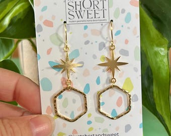 Hammered Dangly Sparkle Star Earrings, Modern Lightweight Dainty Gold Plated Brass Celestial Dangle Earrings, Jewelry Gifts for Her under 30