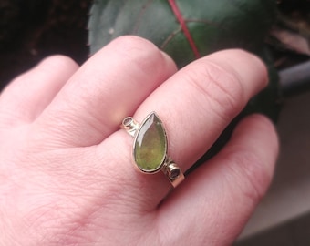 Peridot and Tourmaline Ring: Mixed Gemstone Pear Shape Gold Band