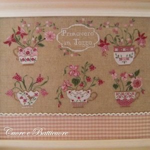 CROSS STITCH PDF Primavera In Tazza by Cuore e Batticuore - (with inscription in English and French only)