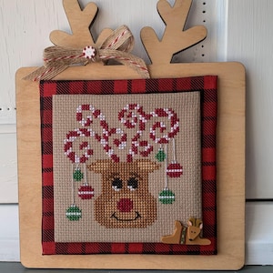 CROSS STITCH PDF 4x4 Candy Cane Reindeer by The French Giraffe