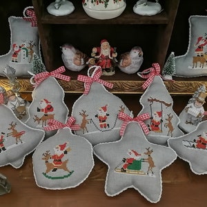 CROSS STITCH PDF Santa and Rudolph Minis by Twin Peak Primitives