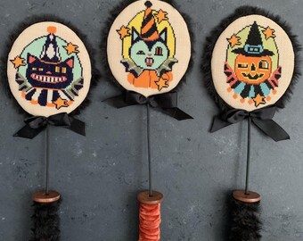 Wing and Blinked Eye Gang, Cross Stitch PDF Pattern, Twin Peak Primitives