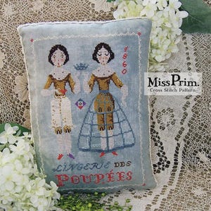 Underklädesdockor av Miss Prim, korsstygnsmönster, PDF-nedladdning