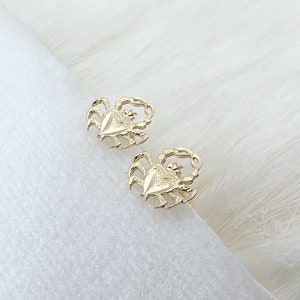 14k Crab Earrings, Cancer studs