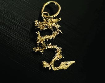 Charm petit dragon, PETITE breloque solide 14 carats avec pendentif année du zodiaque du dragon